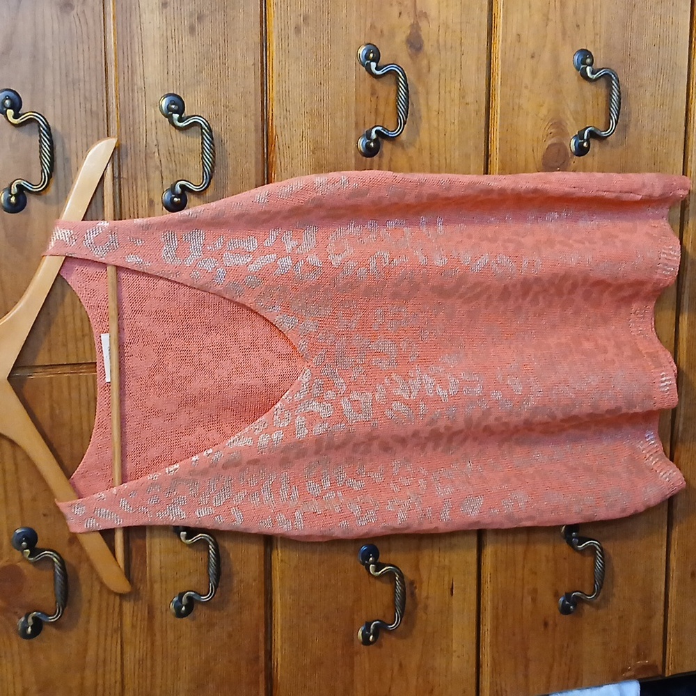 Sleevless Knit  Leopard PrintTop (Size M/L)